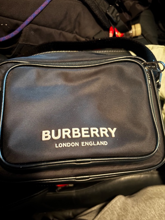 ショルダーバック（ブランドバッグ）の商品画像 - 査定依頼日：2026年1月11日 - 最高査定価格：30,000円