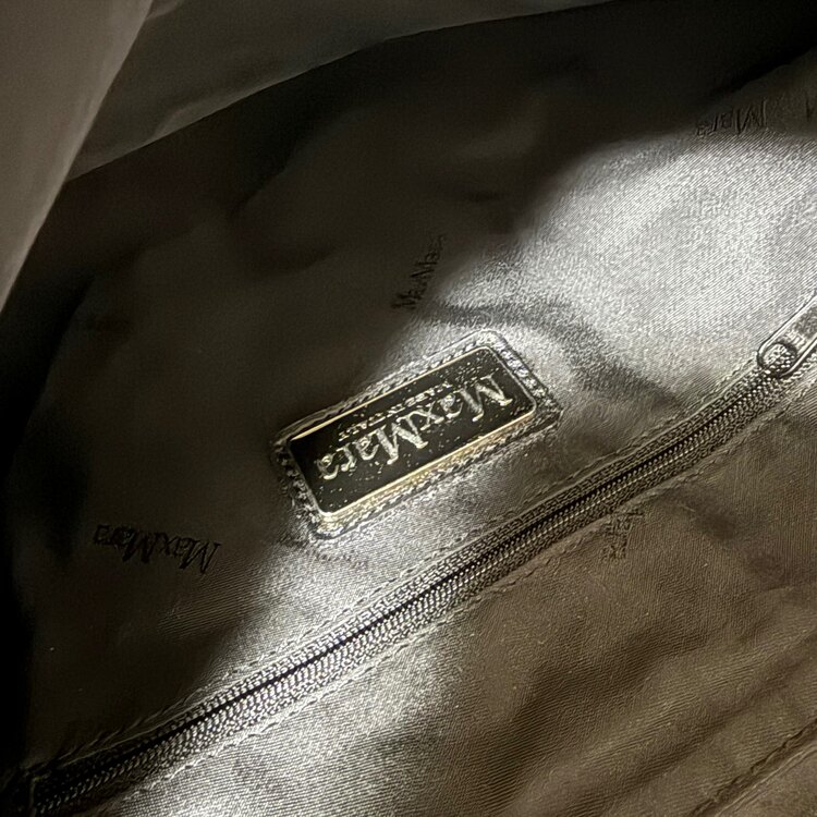 MAXMARA マックスマーラ　バッグ（古着・ファッション）の商品画像 - 査定依頼日：2024年10月22日