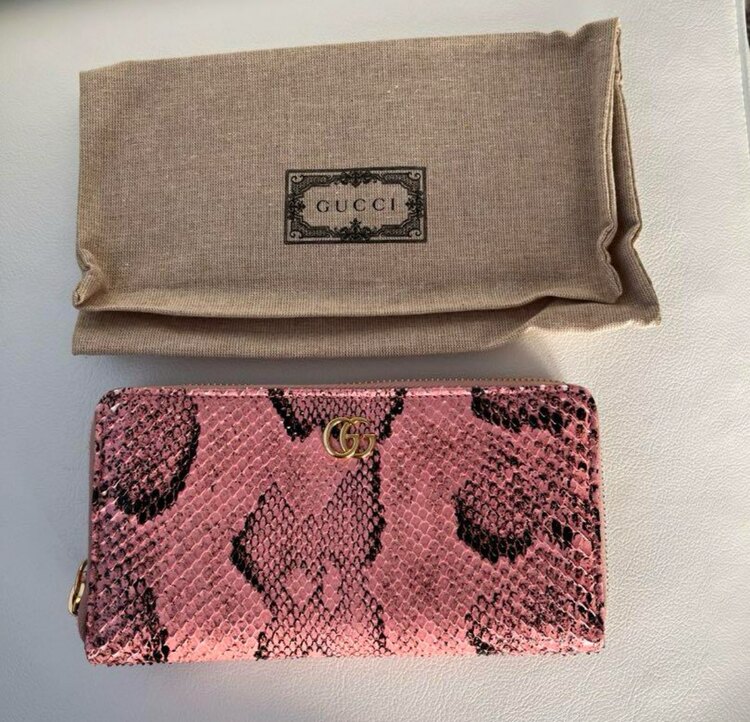 パイソン長財布（ブランド財布・小物）の商品画像 - 査定依頼日：2025年4月18日 - 最高査定価格：35,000円