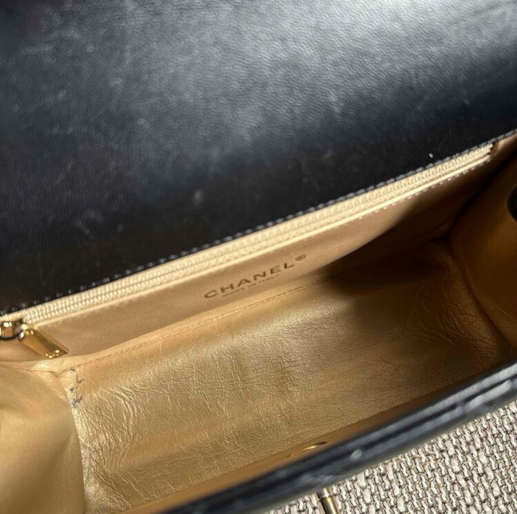 トップハンドルチェーンショルダー（ブランドバッグ）の商品画像 - 査定依頼日：2025年6月11日 - 最高査定価格：400,000円