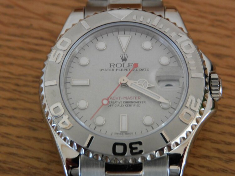 M168622（高級時計）の商品画像 - 査定依頼日：2025年12月8日 - 最高査定価格：2,050,000円