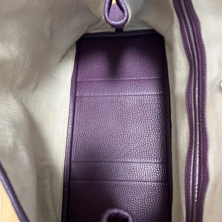 ネゴンダ　紫（ブランドバッグ）の商品画像 - 査定依頼日：2025年8月29日 - 最高査定価格：250,000円