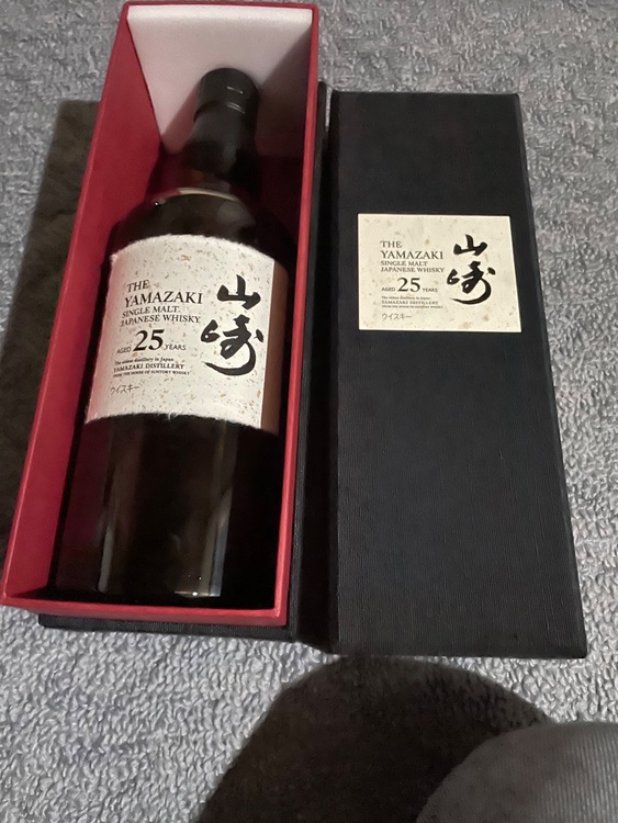 ウイスキー サントリー山崎 （お酒）の商品画像 - 査定依頼日：2026年2月5日 - 最高査定価格：800,000円