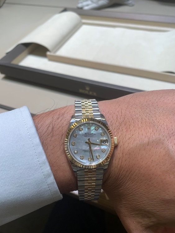 デイトジャスト31 10ポイントダイヤ（高級時計）の商品画像 - 査定依頼日：2025年9月11日 - 最高査定価格：2,630,000円