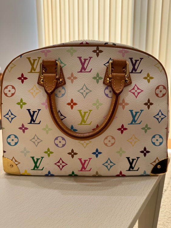 ルイヴィトン マルチカラー （ブランドバッグ）の商品画像 - 査定依頼日：2025年8月20日 - 最高査定価格：130,000円