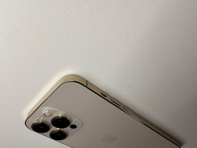 iPhone13 Pro 512GB Gold（スマホ）の商品画像 - 査定依頼日：2026年9月14日 - 最高査定価格：50,000円