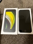 Iphone SE 128GB（スマホ）の商品画像 - 査定依頼日：2025年1月25日 - 最高査定価格：11,000円