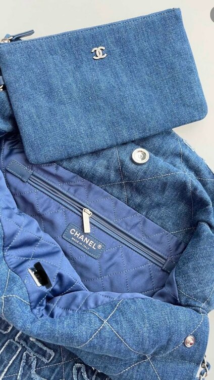 CHANELショルダーバッグ CHANEL22 AS3260デニム（ブランドバッグ）の商品画像 - 査定依頼日：2025年3月7日 - 最高査定価格：680,000円