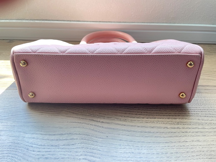 シャネル キャビアスキン ミニボストンバッグ（ブランドバッグ）の商品画像 - 査定依頼日：2025年9月15日 - 最高査定価格：250,000円