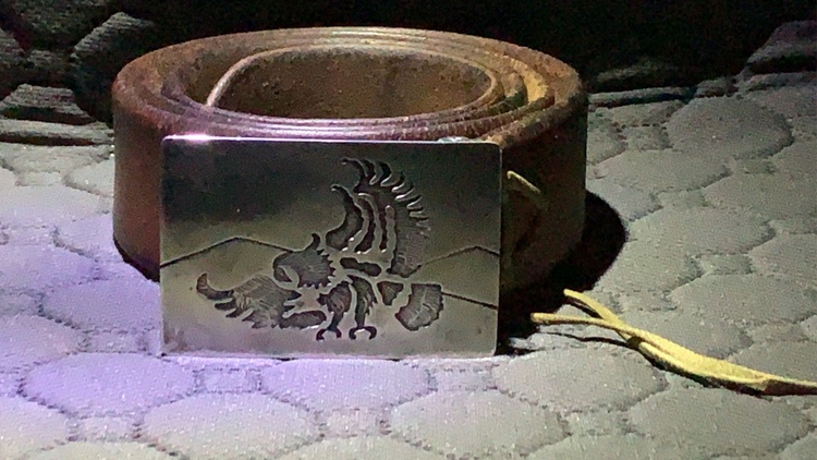 イーグル彫りバックルベルト（古着・ファッション）の商品画像 - 査定依頼日：2026年3月17日 - 最高査定価格：30,000円