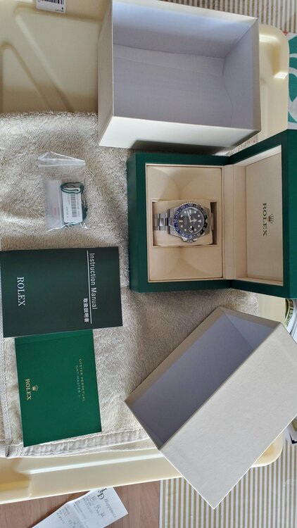 116710BLNR（高級時計）の商品画像 - 査定依頼日：2026年4月26日 - 最高査定価格：2,200,000円