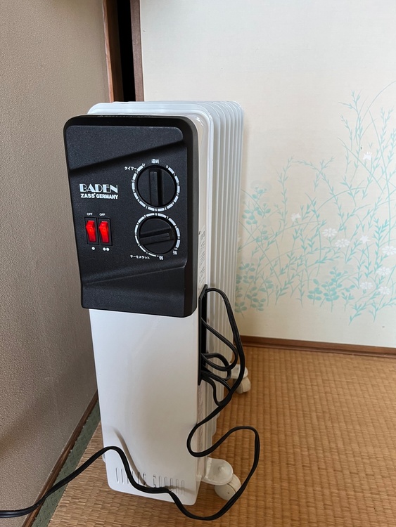 パネルヒーター（家電）の商品画像 - 査定依頼日：2026年9月12日 - 最高査定価格：1,000円