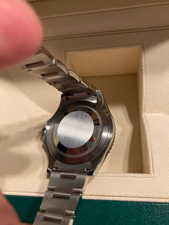 ロレックス ヨットマスター 11662（高級時計）の商品画像 - 査定依頼日：2025年6月3日 - 最高査定価格：1,800,000円