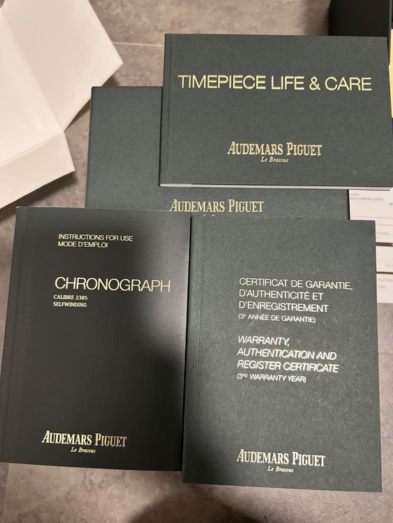 オーデマピゲ ロイヤルオーク J3494（高級時計）の商品画像 - 査定依頼日：2025年9月14日 - 最高査定価格：6,500,000円