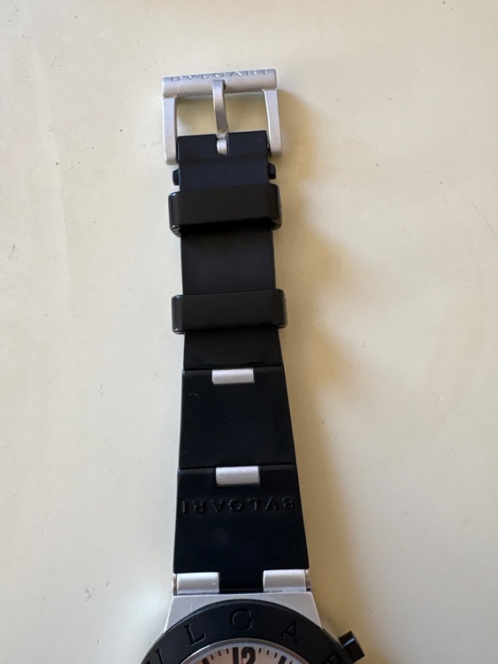 ブルガリ その他 アルミニウム　クロノ　a（高級時計）の商品画像 - 査定依頼日：2025年12月9日 - 最高査定価格：150,000円