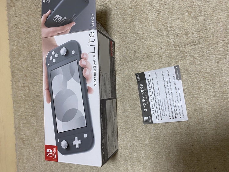 Nintendo SWITCH Lite グレー（ゲーム機本体・ゲームソフト）の商品画像 - 査定依頼日：2022年1月29日 - 最高査定価格：10,000円