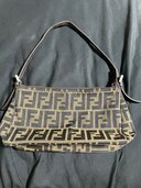 わからない（ブランドバッグ）の商品画像 - 査定依頼日：2024年12月9日 - 最高査定価格：20,000円