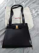 フェラガモ  （ブランドバッグ）の商品画像 - 査定依頼日：2025年3月16日 - 最高査定価格：20,000円