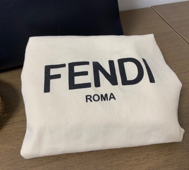 ピーカブー　モンスター　レギュラー（ブランドバッグ）の商品画像 - 査定依頼日：2025年7月2日 - 最高査定価格：130,000円