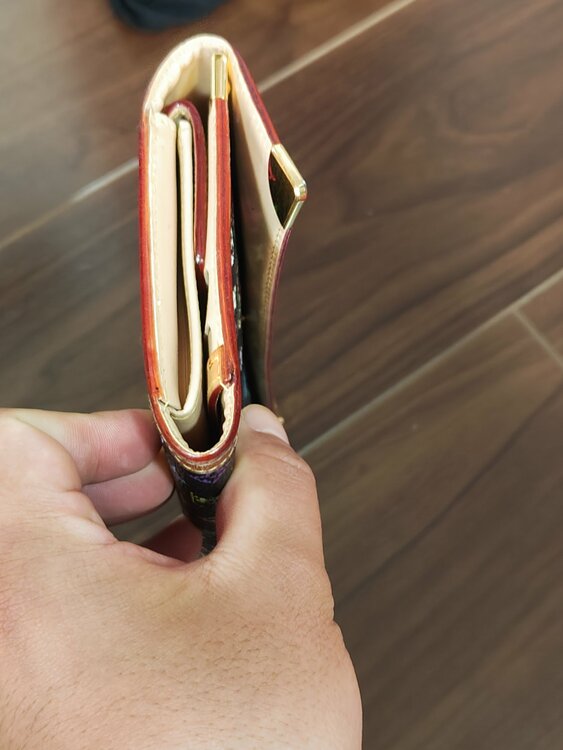 ルイヴィトン 財布（ブランド財布・小物）の商品画像 - 査定依頼日：2025年12月10日 - 最高査定価格：12,000円