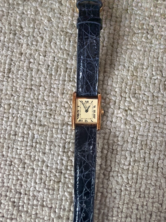 カルティエ タンク （高級時計）の商品画像 - 査定依頼日：2026年4月14日 - 最高査定価格：300,000円