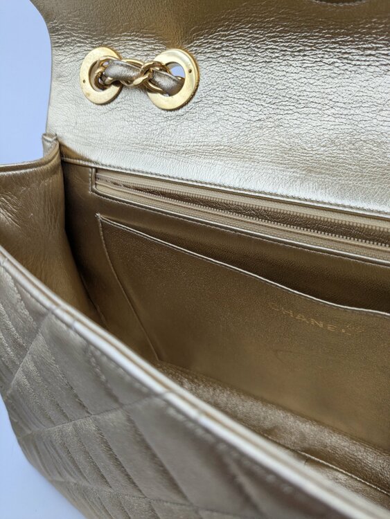 CHANELゴールドマトラッセ（ブランドバッグ）の商品画像 - 査定依頼日：2026年1月20日 - 最高査定価格：250,000円