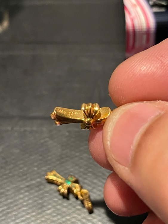 クロムハーツ　ベイビーファットチャーム22K.22kPAVEエメラルド（金・貴金属）の商品画像 - 査定依頼日：2026年3月15日 - 最高査定価格：700,000円