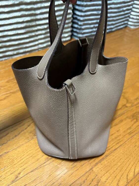 エルメス ピコタン （ブランドバッグ）の商品画像 - 査定依頼日：2025年5月16日 - 最高査定価格：360,000円