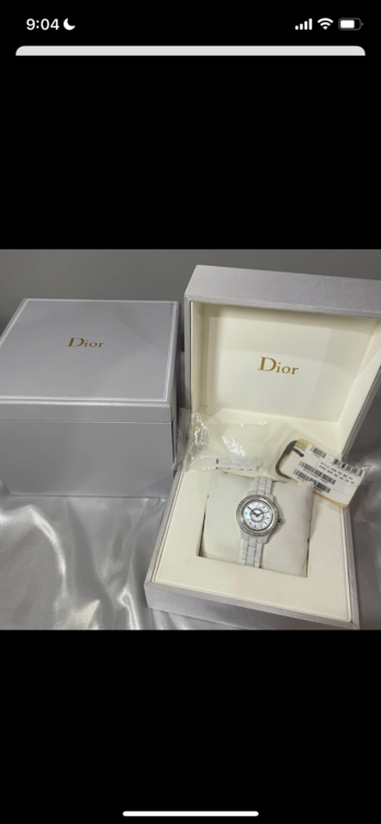 ディオール ホワイトセラミック ダイヤモンド ベゼル（高級時計）の商品画像 - 査定依頼日：2025年12月13日 - 最高査定価格：150,000円