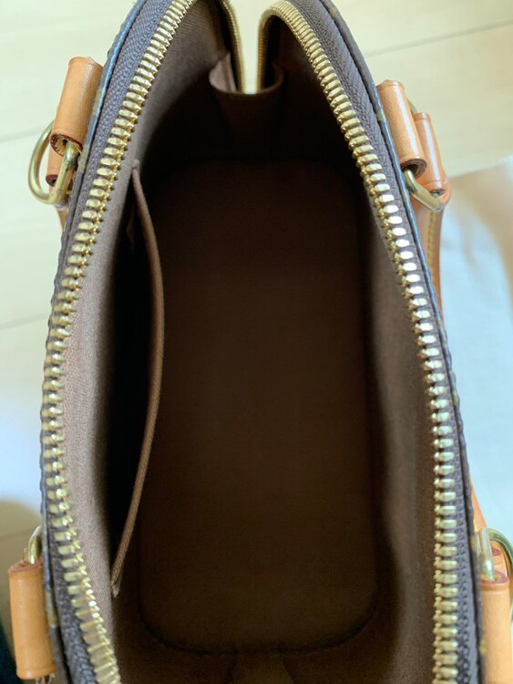 ルイヴィトン モノグラム （ブランドバッグ）の商品画像 - 査定依頼日：2025年2月9日 - 最高査定価格：150,000円