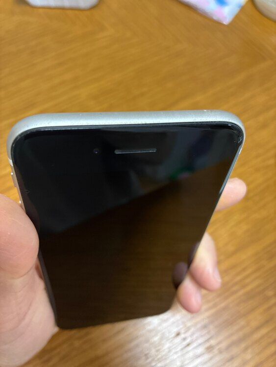 iPhone SE (第 3 世代) 128GB SIMフリー（スマホ）の商品画像 - 査定依頼日：2025年4月16日 - 最高査定価格：25,000円