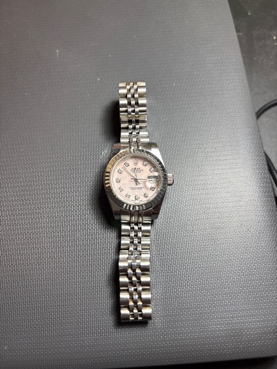 ロレックス パーペチュアルデイト （高級時計）の商品画像 - 査定依頼日：2025年6月25日 - 最高査定価格：1,050,000円