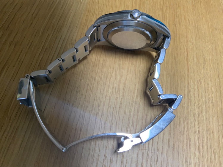 ロレックス エクスプローラー 21427（高級時計）の商品画像 - 査定依頼日：2025年11月16日 - 最高査定価格：1,160,000円