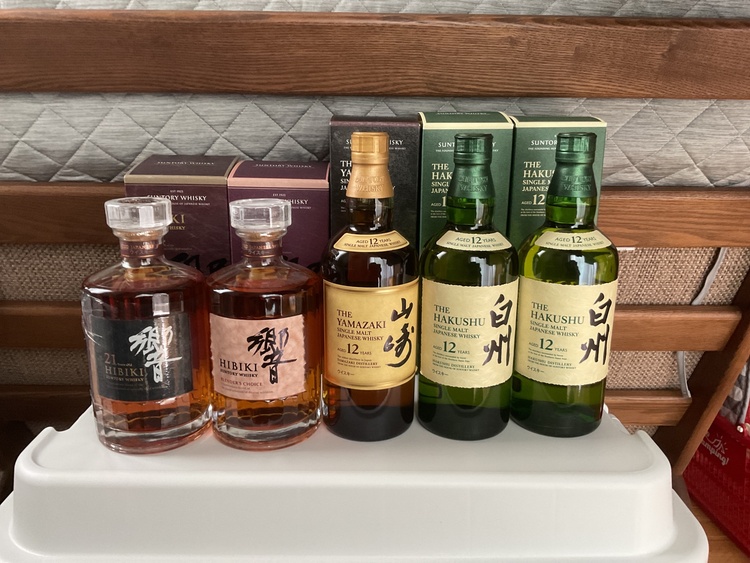 100周年記念ボトル（お酒）の商品画像 - 査定依頼日：2026年8月11日 - 最高査定価格：283,600円