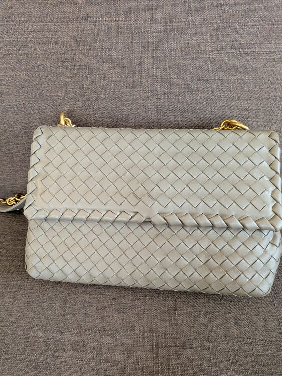 ボッテガ・ヴェネタ  （ブランドバッグ）の商品画像 - 査定依頼日：2025年12月3日 - 最高査定価格：80,000円