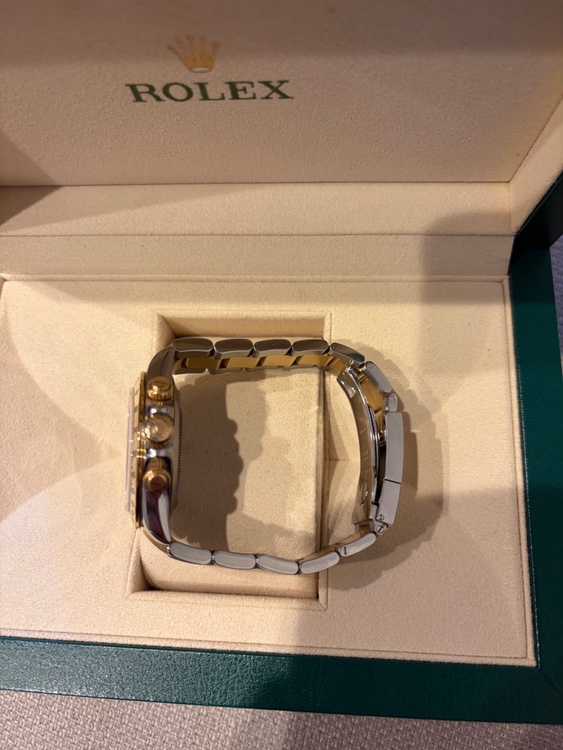 ロレックス デイトナ 11652（高級時計）の商品画像 - 査定依頼日：2026年2月3日 - 最高査定価格：2,600,000円