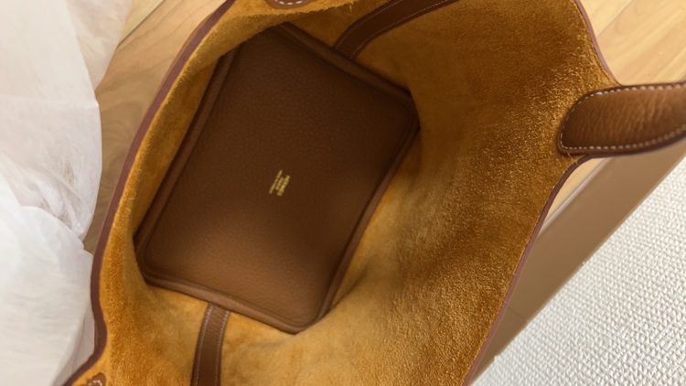 ピコタンロック（ブランドバッグ）の商品画像 - 査定依頼日：2025年10月5日 - 最高査定価格：600,000円