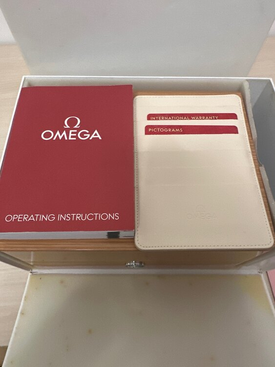 オメガ シーマスター 21230412001003（高級時計）の商品画像 - 査定依頼日：2025年5月18日 - 最高査定価格：450,000円