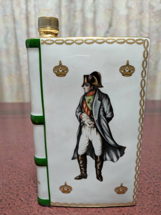 CAMUSNAPOLEON　COGNAC（お酒）の商品画像 - 査定依頼日：2026年4月29日