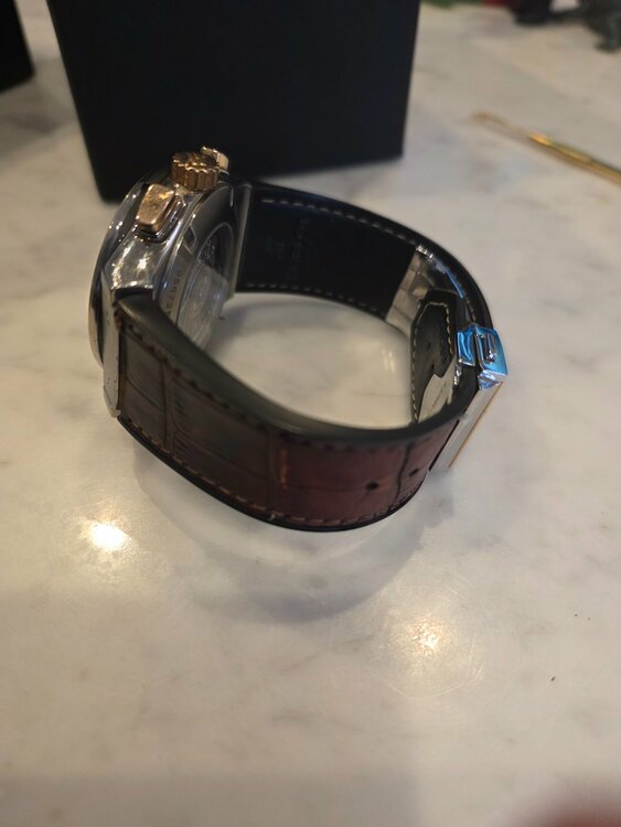 クラシックフュージョン（高級時計）の商品画像 - 査定依頼日：2026年3月26日 - 最高査定価格：850,000円