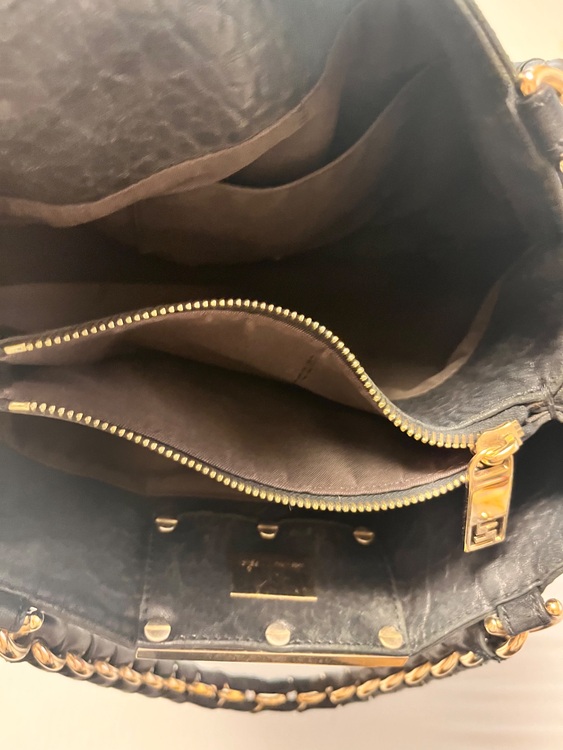 フェンディ  （ブランドバッグ）の商品画像 - 査定依頼日：2025年7月18日 - 最高査定価格：67,000円