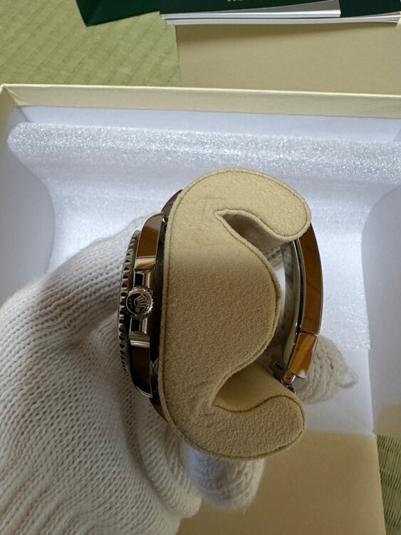 ロレックス サブマリーナー （高級時計）の商品画像 - 査定依頼日：2025年3月2日 - 最高査定価格：1,950,000円