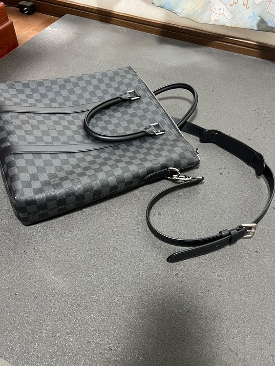 ルイヴィトン ダミエ （ブランドバッグ）の商品画像 - 査定依頼日：2026年4月7日 - 最高査定価格：150,000円