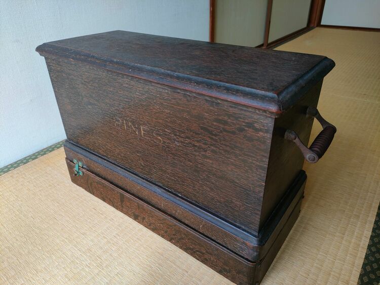 アンティークミシン　THE PINES MANFAG.co（美術品・骨董品）の商品画像 - 査定依頼日：2025年9月25日 - 最高査定価格：2,000円