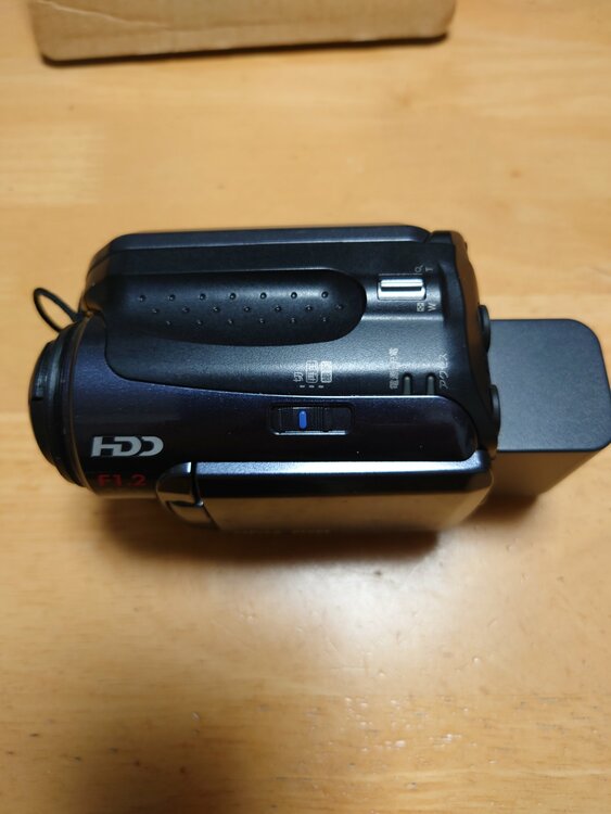 Everio　GZ-MG50（カメラ）の商品画像 - 査定依頼日：2026年3月25日 - 最高査定価格：100,000円