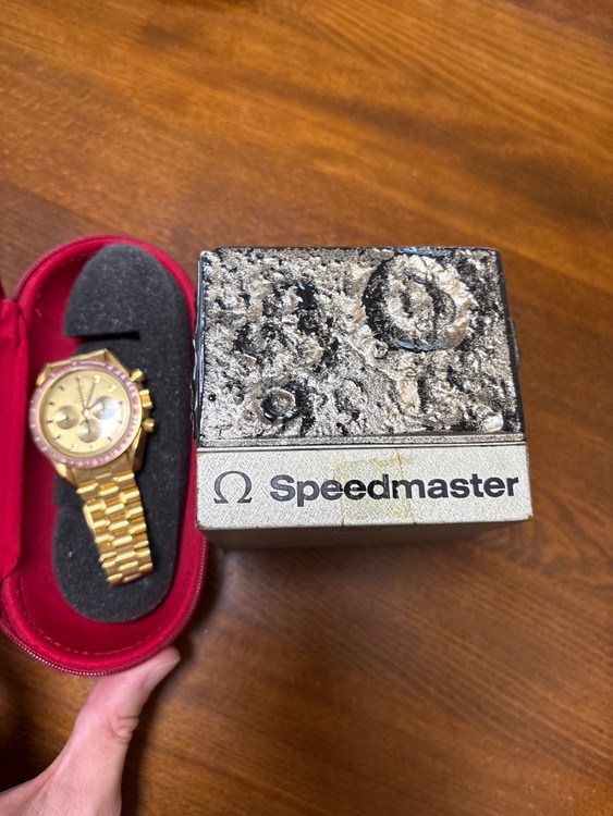 オメガ スピードマスター （高級時計）の商品画像 - 査定依頼日：2025年9月28日 - 最高査定価格：5,000,000円