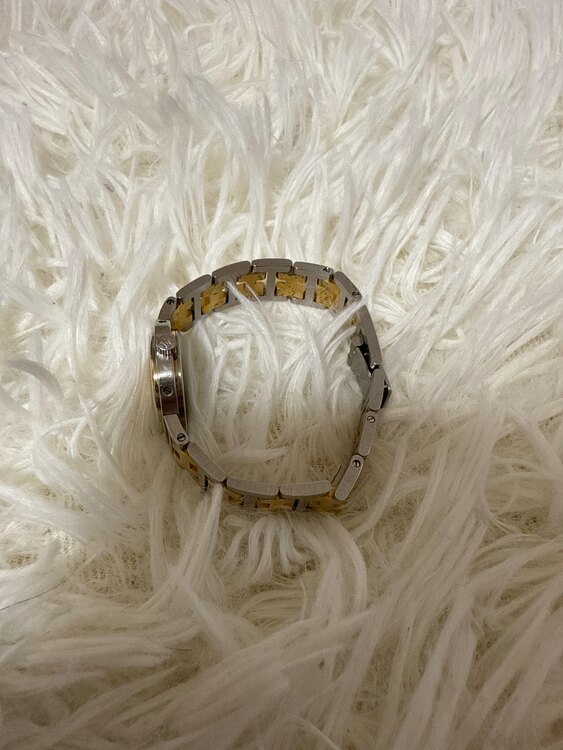 その他 その他 エルメス　くりっば（高級時計）の商品画像 - 査定依頼日：2025年3月31日 - 最高査定価格：35,000円