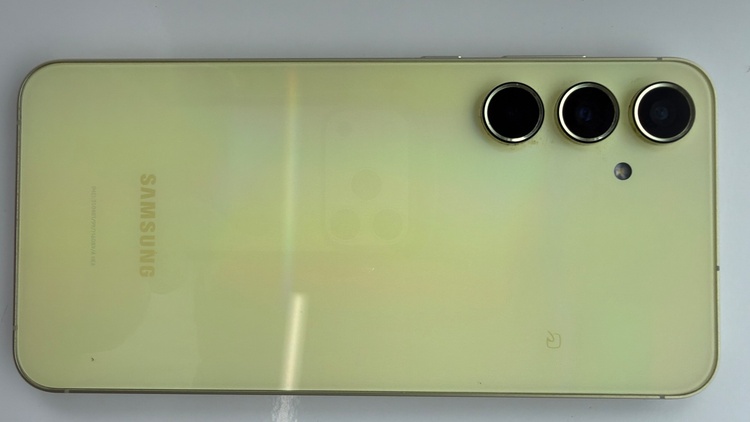 Galaxy Galaxy S23 シリーズ docomo（スマホ）の商品画像 - 査定依頼日：2026年9月19日 - 最高査定価格：27,000円