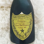 モエ・エ・シャンドン キュヴェ・ドン・ペリニヨン  1982（モエ・エ・シャンドン）の商品画像 - 新品 - 査定完了日：2022.06.25 - 最高査定価格：25,000円