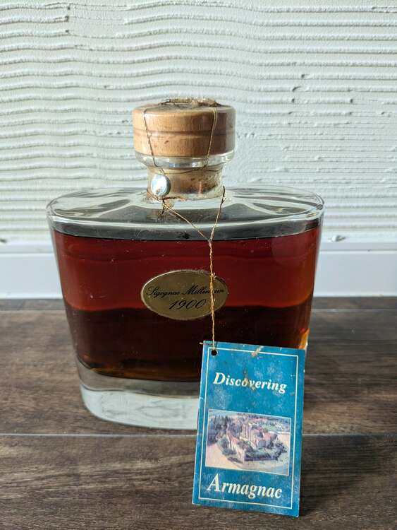 Baron de Sigognac, Millenium 1900（お酒）の商品画像 - 査定依頼日：2025年1月28日 - 最高査定価格：5,000円